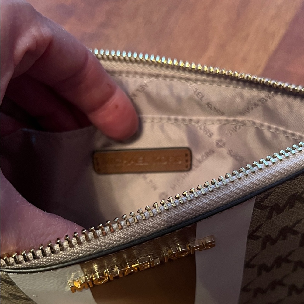 Like new Michael Kors Brown and Cream Monogram Clutch - Picture 10 of 16